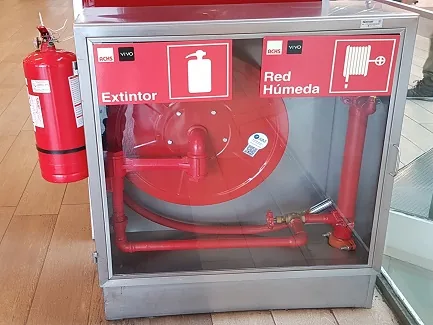 Gabinete de red húmeda